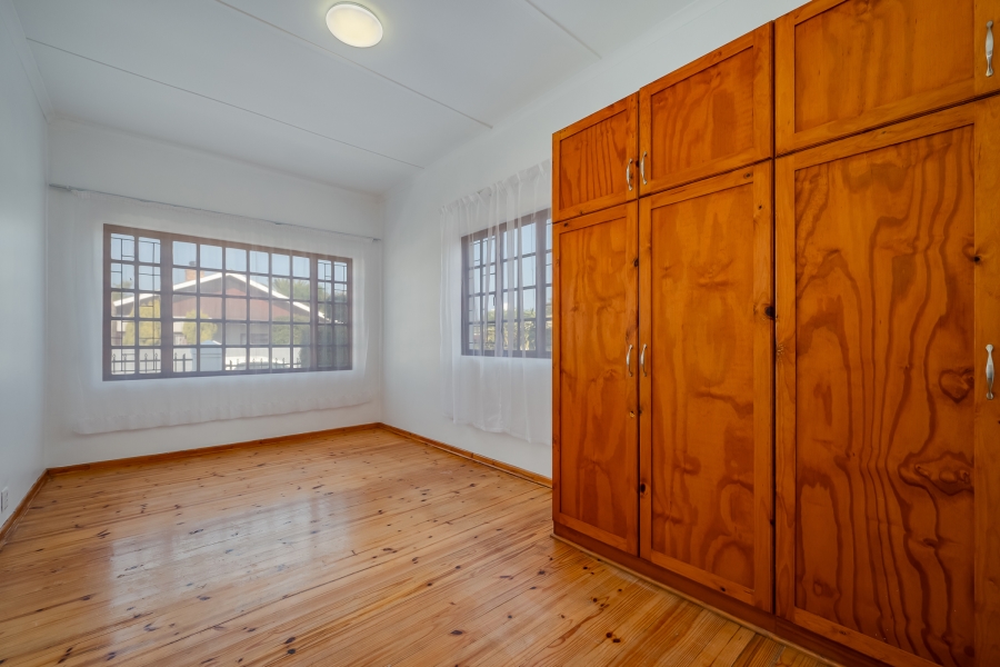 3 Bedroom Property for Sale in Lochnerhof Western Cape